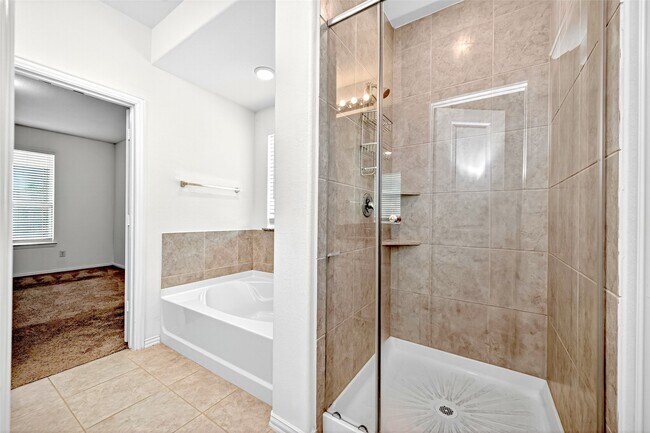 Building Photo - 29897 Dovetail Blf Ln