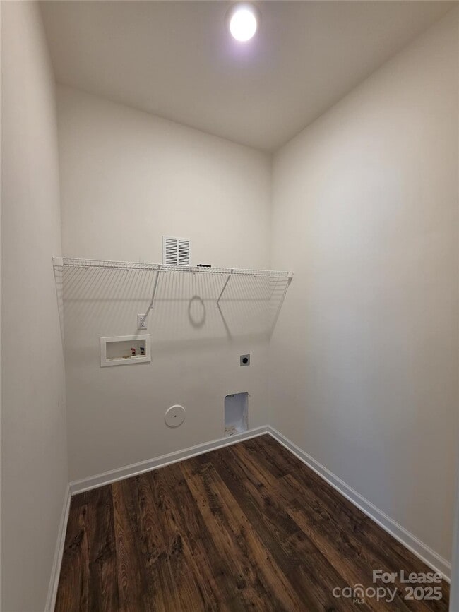 Building Photo - 2208 Apple Glen Ln