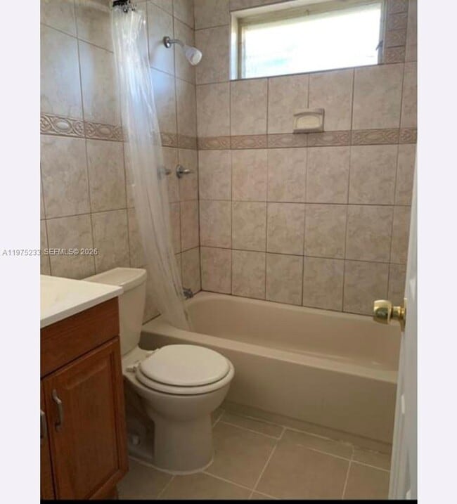 Building Photo - 401 SW 8th St