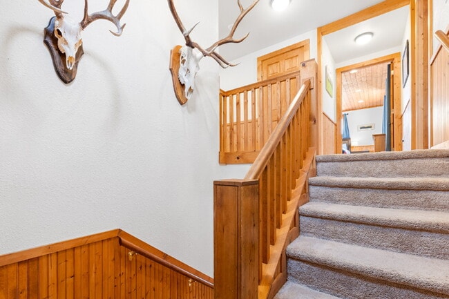 Building Photo - Spacious 4-Bedroom Home in the Heart of Sh...