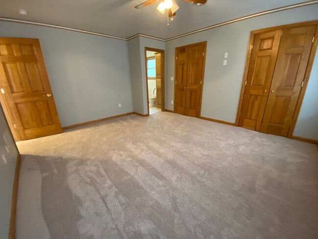 Building Photo - Outdoor living in the city