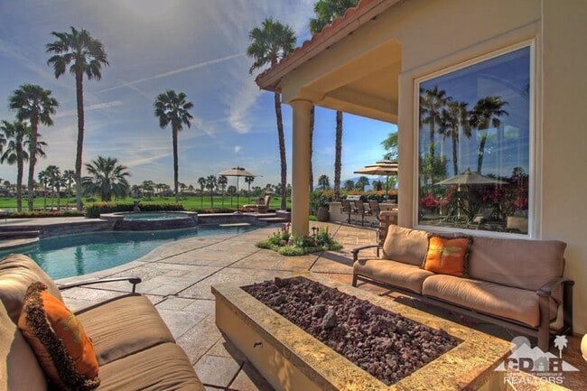 Building Photo - 48594 Vista Palomino