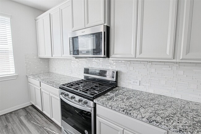 Building Photo - 10005 Brickhouse Dr