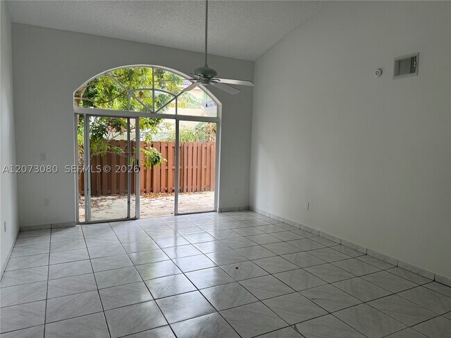 Building Photo - 15870 SW 85th St