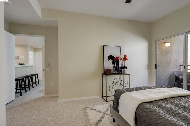 Building Photo - 200 Caldecott Ln