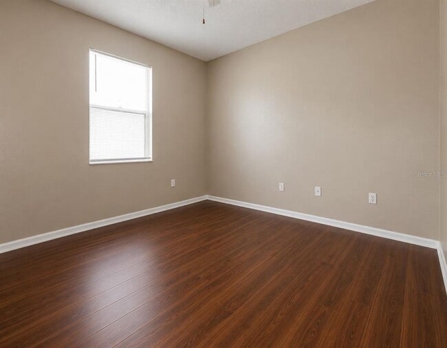 Building Photo - 710 Hazy Meadow Ct
