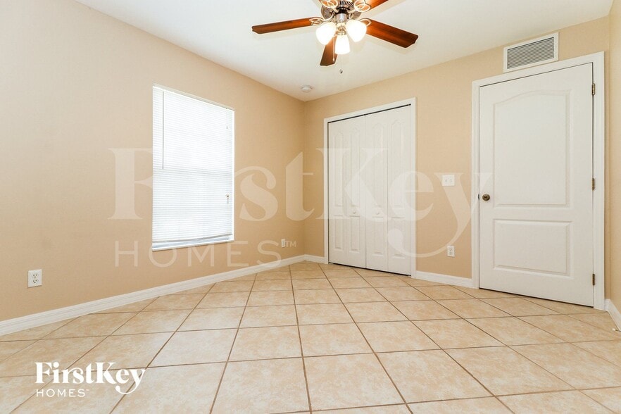 Building Photo - 314 Shore Dr