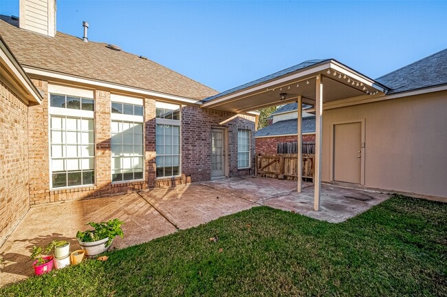 Building Photo - 5410 Portage Rock Ln