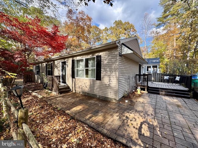 Building Photo - 24322 Canal Dr