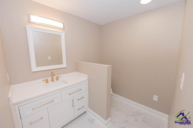 Building Photo - 401 Feagin Mill Rd