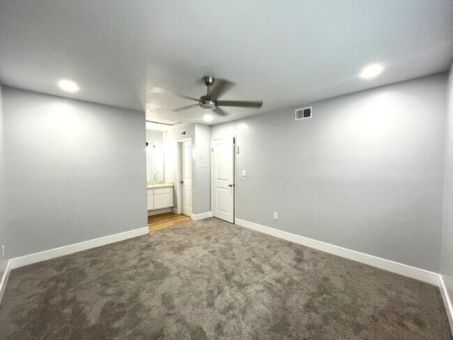 Building Photo - 1708 E Fairfield Ct