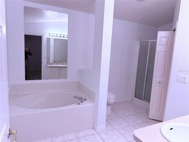 Building Photo - 161 China Berry Cir