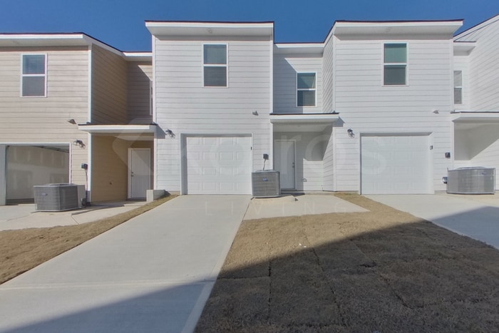 Building Photo - 524 Ivy Brook Way