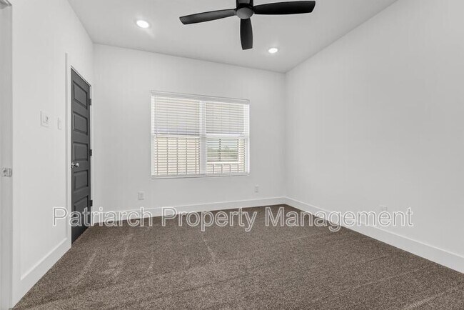 Building Photo - 3007 Alpha Wolf Ct