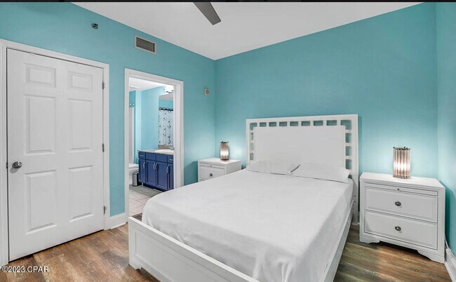 Primary Photo - 9860 S Thomas Dr