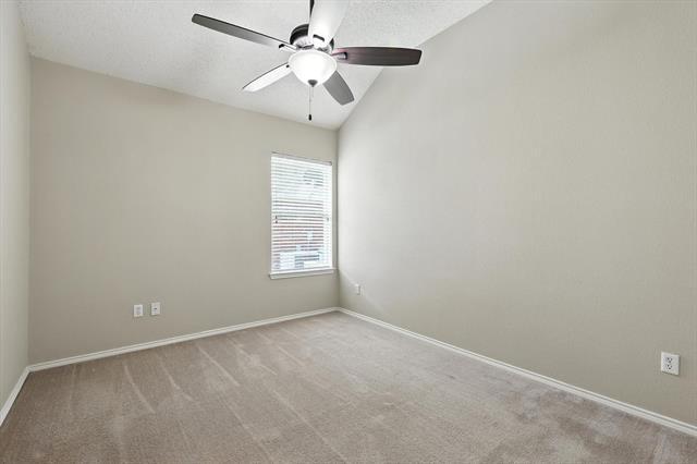 Building Photo - 2502 Blue Holly Dr