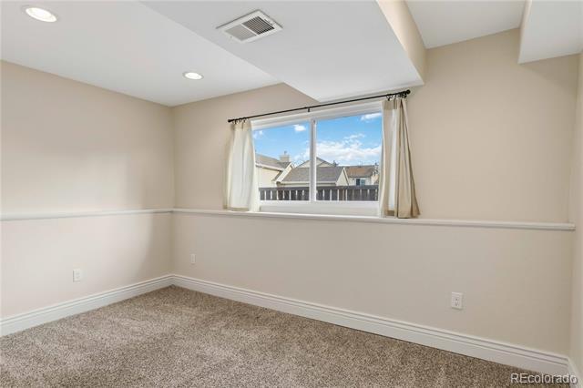 Building Photo - 693 Delwood Ct