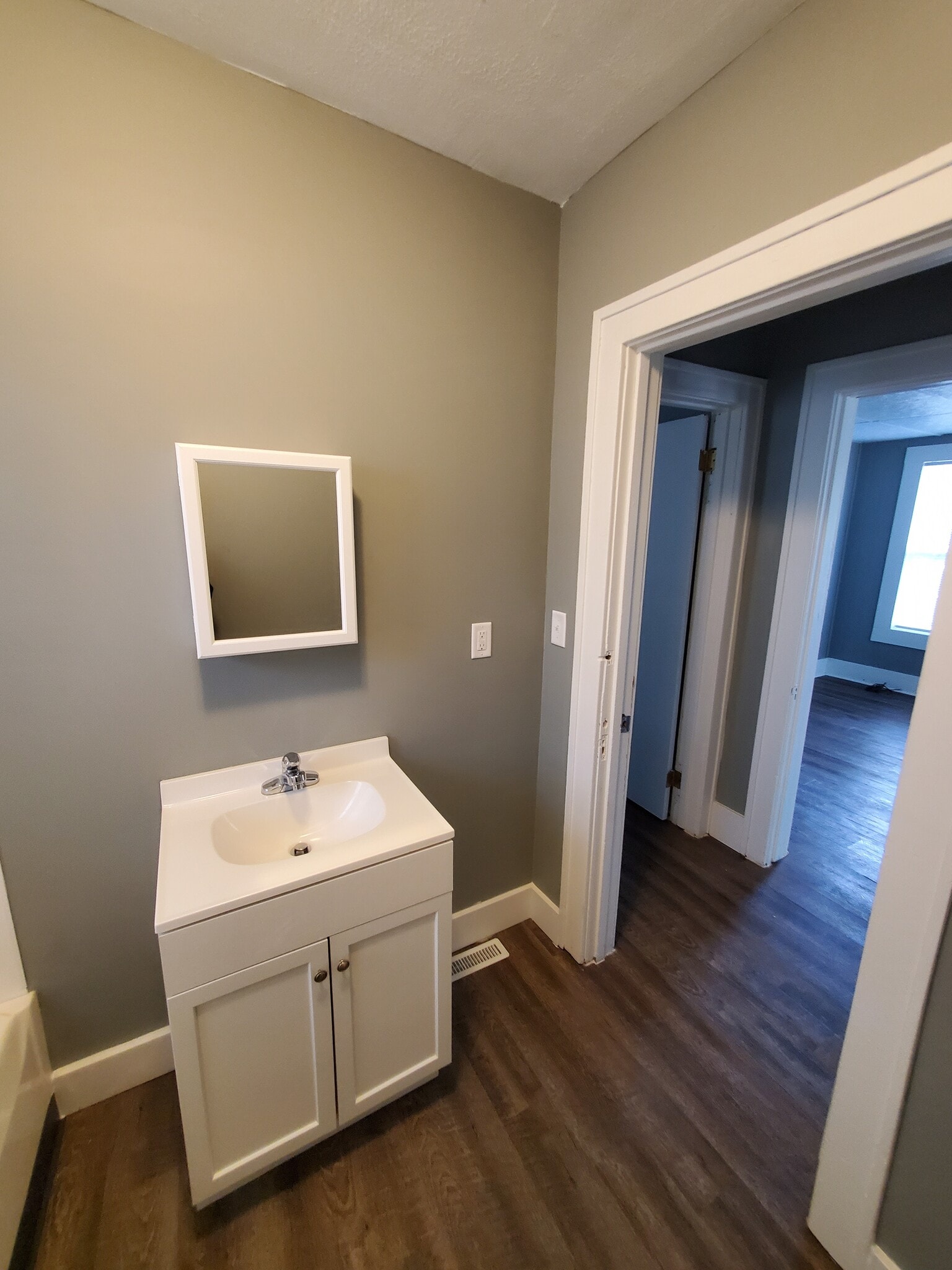 Building Photo - 2642 Riordan St