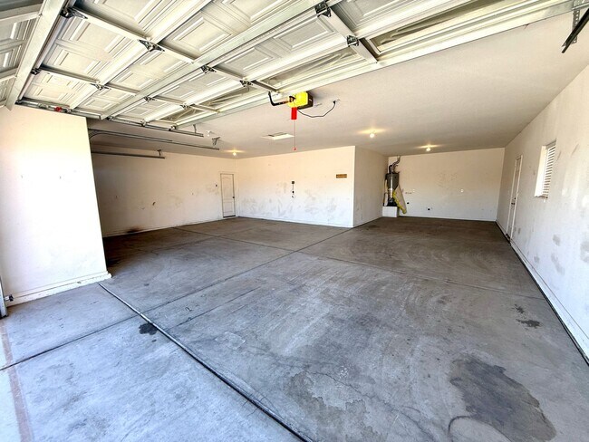 Building Photo - Great 3 bedroom, 2 bathroom home located in a cul-de-sac