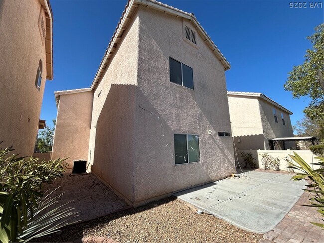Building Photo - 8877 Tomnitz Ave