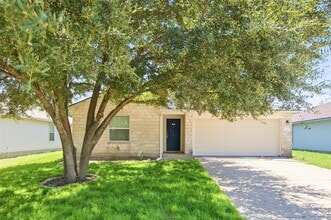Building Photo - 209 Rinehardt St
