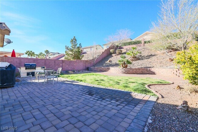 Building Photo - 53 Blaven Dr