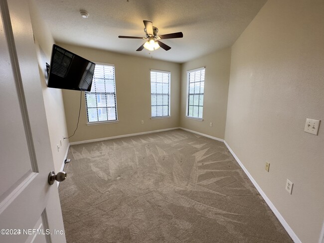 Building Photo - 12700 Bartram Park Blvd