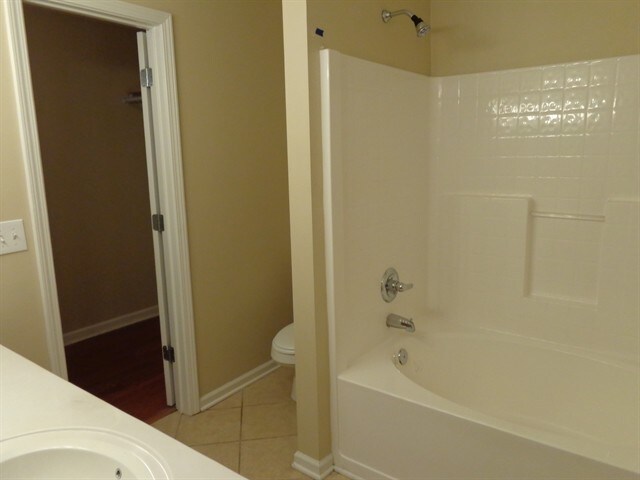 Building Photo - 1669 St Andrews Dr