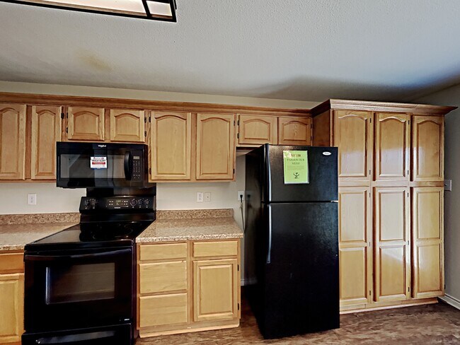 Building Photo - 2727 Point Sur