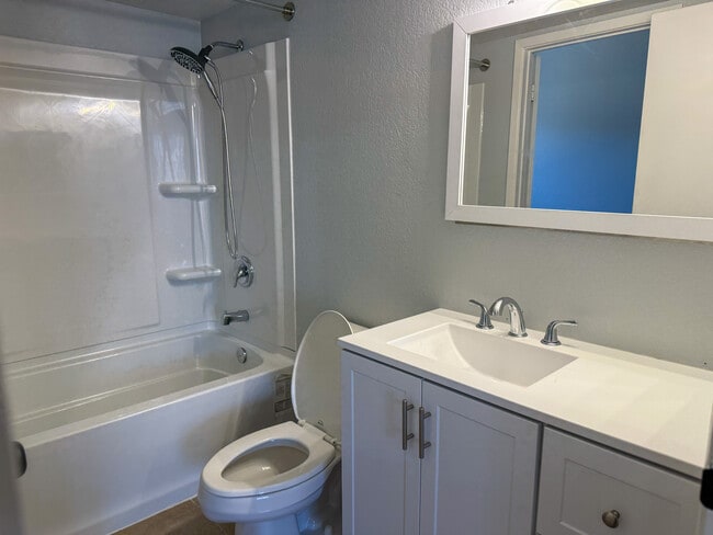 Building Photo - $1,400/mo