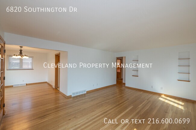 Building Photo - 6820 Southington Dr