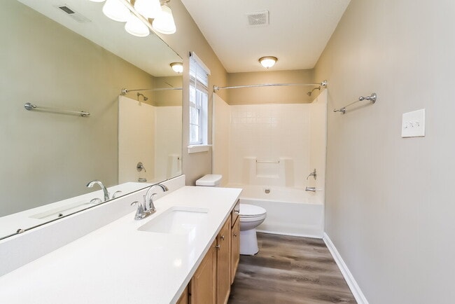 Building Photo - 4706 Avalon Forest Ln