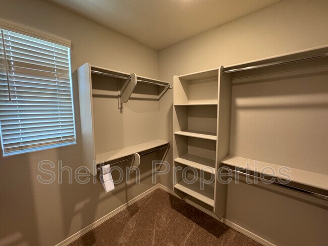 Building Photo - 16256 W Mariposa Grande