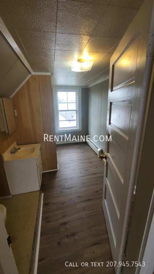 Building Photo - 92 Clinton Ave