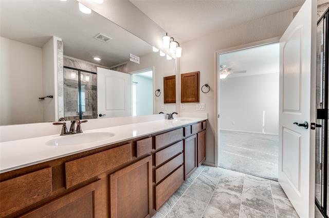 Building Photo - 7613 Heritage Dr