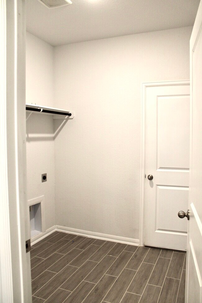 Building Photo - 949 Blue Oak Blvd