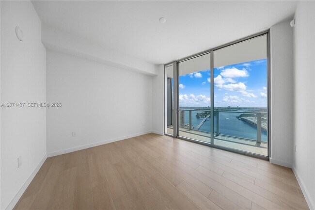 Building Photo - 1400 Biscayne Blvd