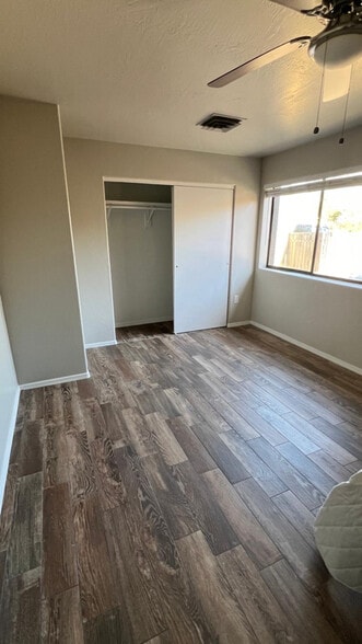 Building Photo - 3645 W Hadley St