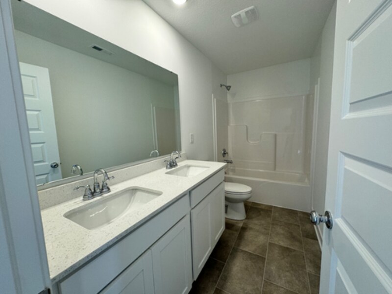 Building Photo - 1219 Cassine Pl