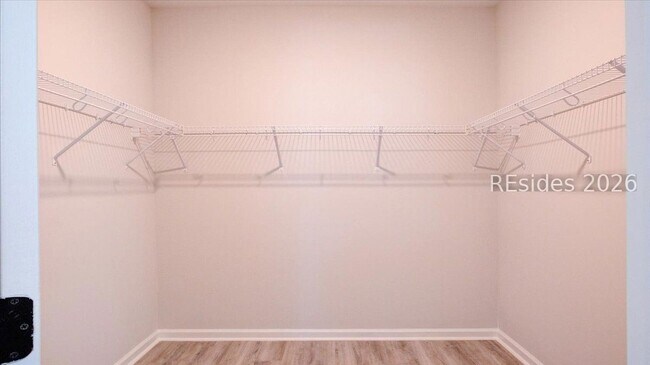 Building Photo - 179 Garden Row Dr N