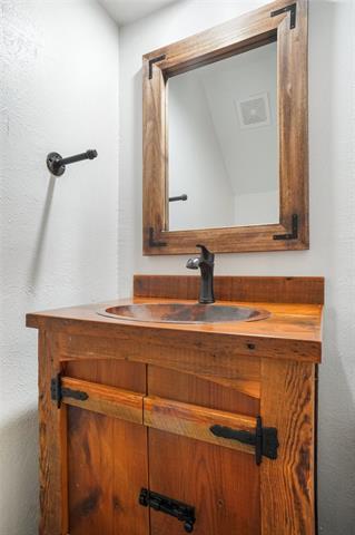 Building Photo - 228 Samuel Blvd