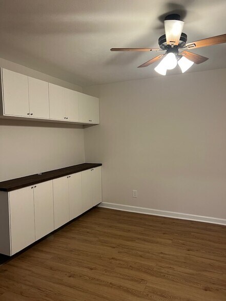 Building Photo - 2817 Bridge Ave