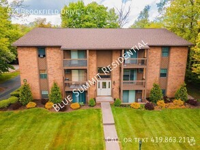 Building Photo - 913 Brookfield Dr