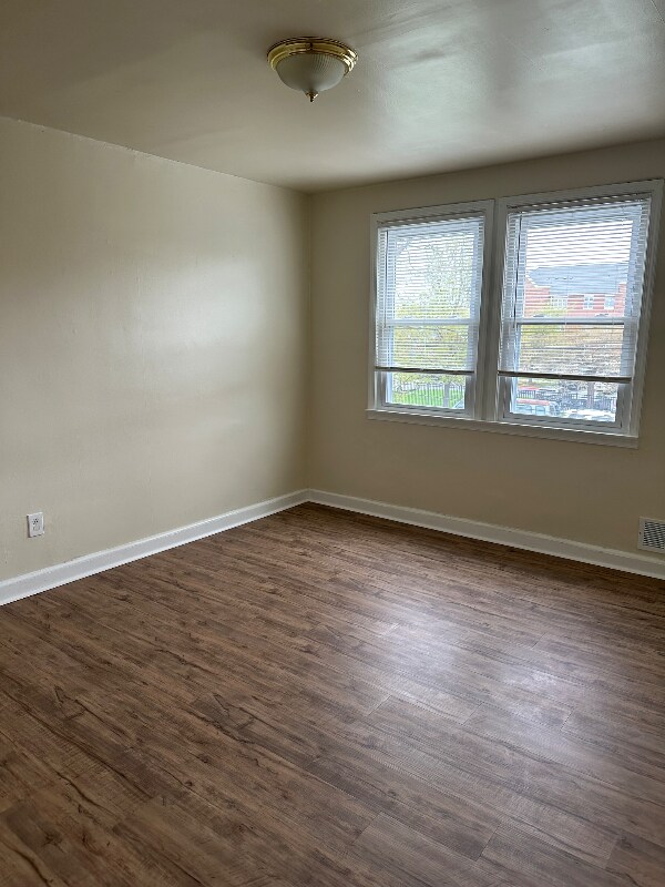 Building Photo - 1504 E Cold Spring Ln