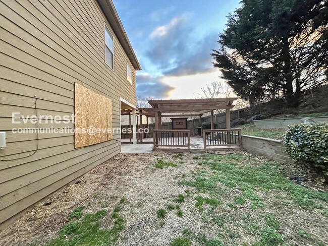 Building Photo - 3628 Hampshire Walk SW