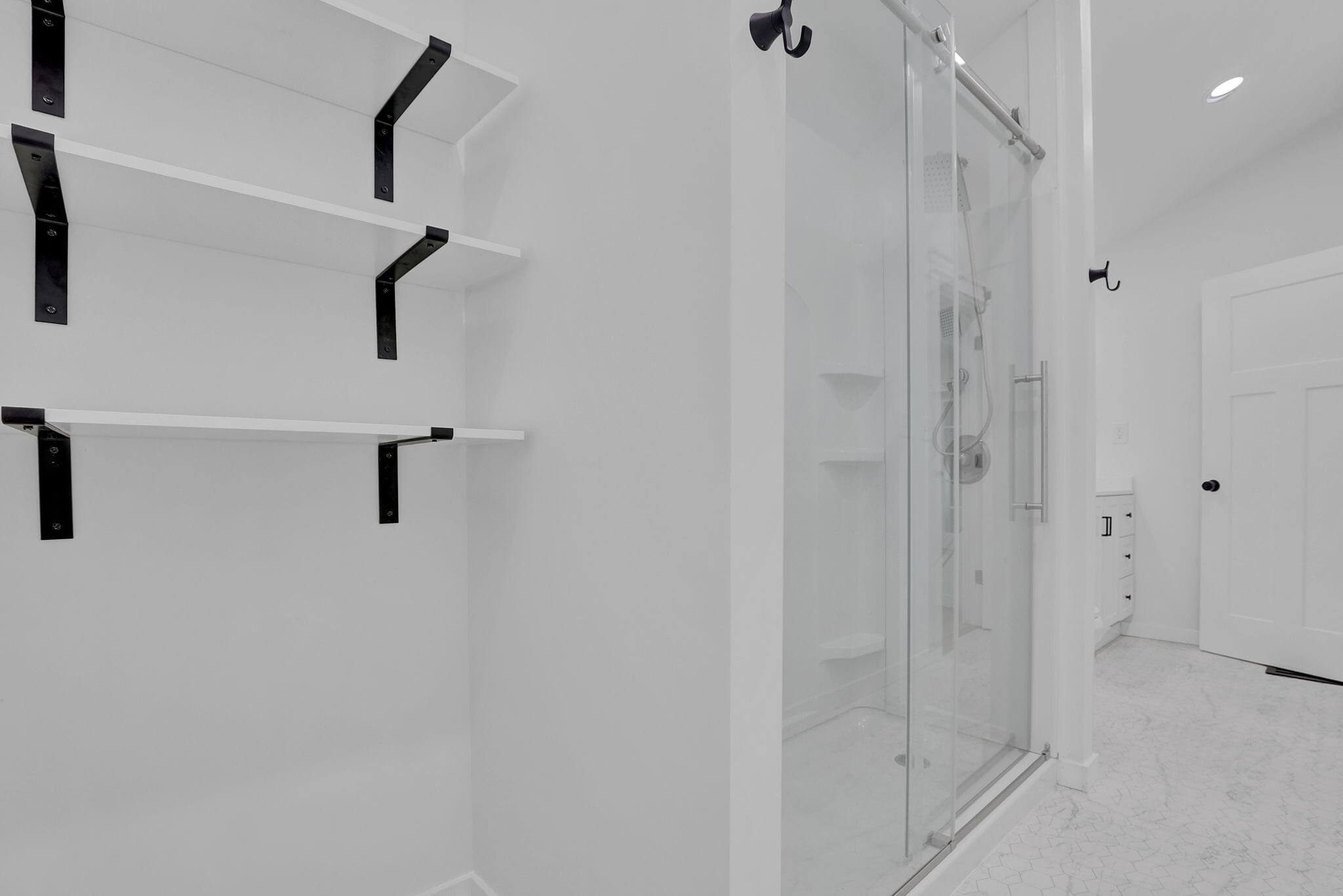 Building Photo - 119 N Ohio Ave