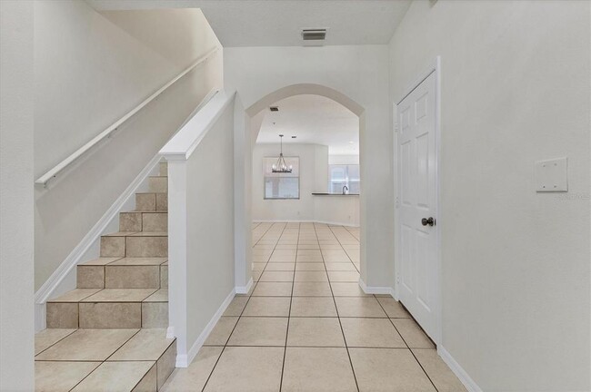 Building Photo - 4104 Crabtree Ave