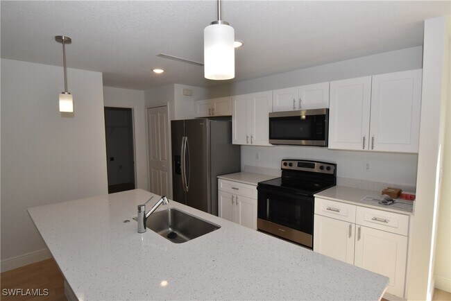 Building Photo - 5051 Foxhall Rd