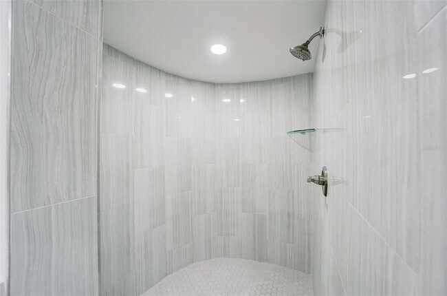Building Photo - 4141 Bayshore Blvd