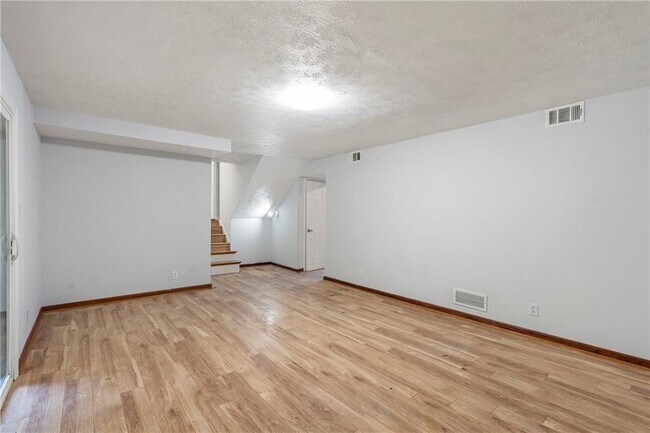 Building Photo - 3475 Leaf Land Ct